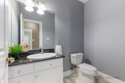 Tiny photo for 1 Enclave Way, Hawthorn Woods, IL 60047 (MLS # 12591532)