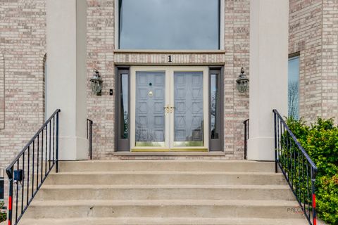 Tiny photo for 1 Enclave Way, Hawthorn Woods, IL 60047 (MLS # 12591532)