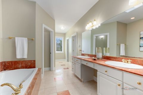 Tiny photo for 1 Enclave Way, Hawthorn Woods, IL 60047 (MLS # 12591532)