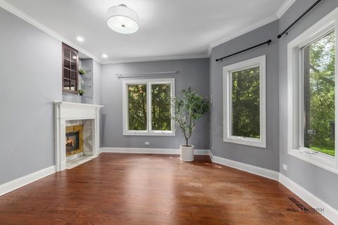 Tiny photo for 1 Enclave Way, Hawthorn Woods, IL 60047 (MLS # 12591532)