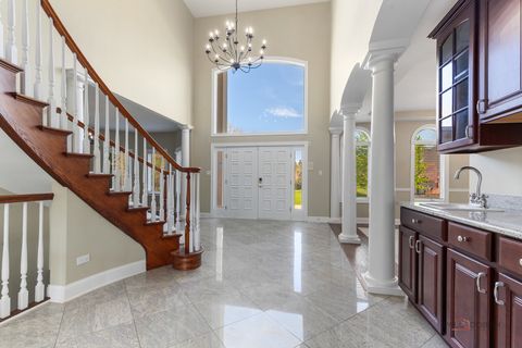 Tiny photo for 1 Enclave Way, Hawthorn Woods, IL 60047 (MLS # 12591532)