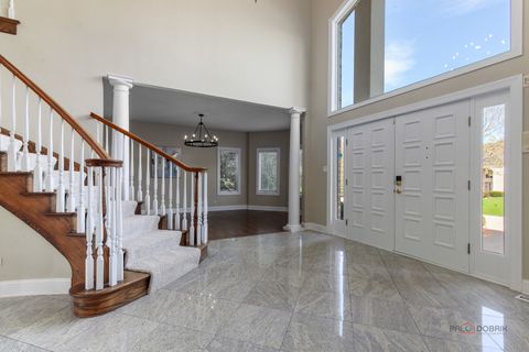Tiny photo for 1 Enclave Way, Hawthorn Woods, IL 60047 (MLS # 12591532)