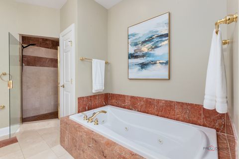 Tiny photo for 1 Enclave Way, Hawthorn Woods, IL 60047 (MLS # 12591532)