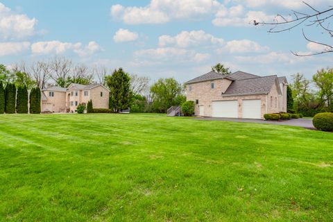 Tiny photo for 1 Enclave Way, Hawthorn Woods, IL 60047 (MLS # 12591532)