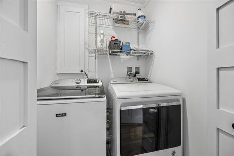 Tiny photo for 327 Gale Avenue, River Forest, IL 60305 (MLS # 12147378)