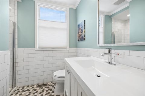 Tiny photo for 327 Gale Avenue, River Forest, IL 60305 (MLS # 12147378)