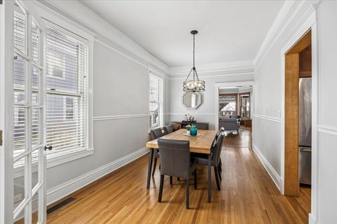 Tiny photo for 327 Gale Avenue, River Forest, IL 60305 (MLS # 12147378)