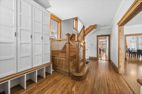 Tiny photo for 327 Gale Avenue, River Forest, IL 60305 (MLS # 12147378)