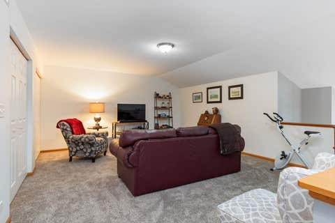 Tiny photo for 936 Bluebell Circle, Joliet, IL 60431 (MLS # 12714621)