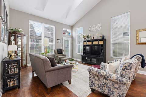 Tiny photo for 936 Bluebell Circle, Joliet, IL 60431 (MLS # 12714621)