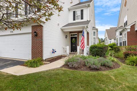 Photo of 936 Bluebell Circle, Joliet, IL 60431 (MLS # 12714621)