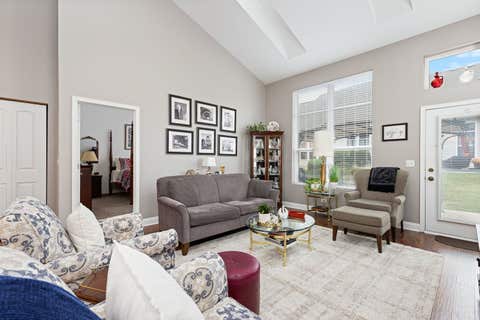 Tiny photo for 936 Bluebell Circle, Joliet, IL 60431 (MLS # 12714621)