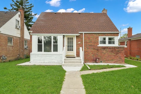 Photo of 116 163rd Street, Calumet City, IL 60409 (MLS # 12790374)