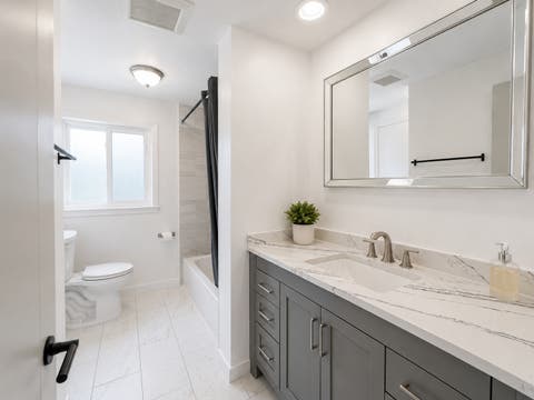 Tiny photo for 625 Devonshire Drive, Des Plaines, IL 60018 (MLS # 12647931)