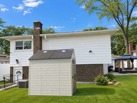 Tiny photo for 625 Devonshire Drive, Des Plaines, IL 60018 (MLS # 12647931)
