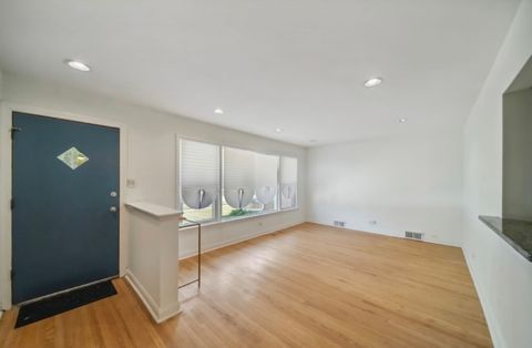 Tiny photo for 14322 S Hoxie Avenue, Burnham, IL 60633 (MLS # 12414614)