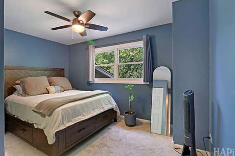 Tiny photo for 385 Northgate Road, Lindenhurst, IL 60046 (MLS # 12723835)