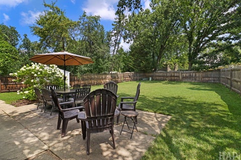 Tiny photo for 385 Northgate Road, Lindenhurst, IL 60046 (MLS # 12723835)