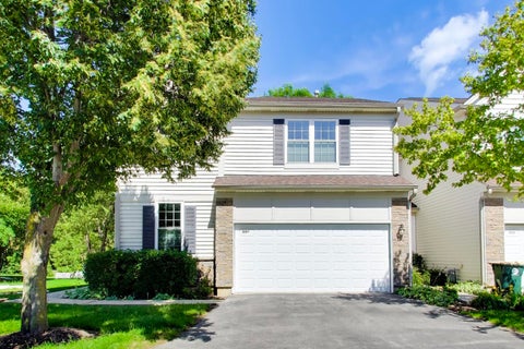 3 beds bed, 2.5 baths bath property at 557 Shakespeare Drive, Grayslake, IL 60030