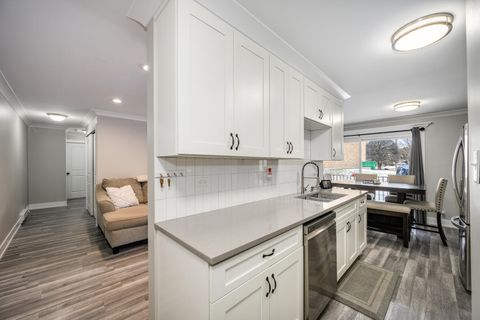 Tiny photo for 4125 W 97th Place #1-107, Oak Lawn, IL 60453 (MLS # 12553621)