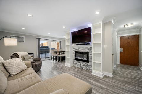 Tiny photo for 4125 W 97th Place #1-107, Oak Lawn, IL 60453 (MLS # 12553621)