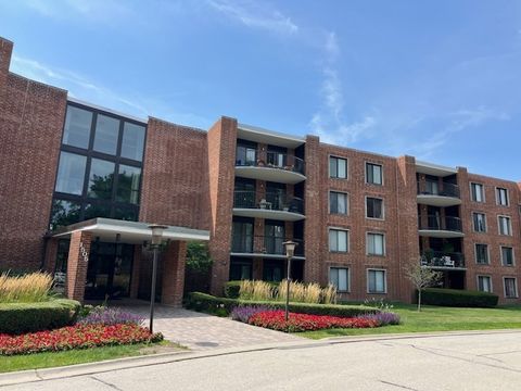 Photo of 1505 E Central Road #303A, Arlington Heights, IL 60005 (MLS # 12504636) Photo of 1505 E Central Road #303A, Arlington Heights, IL 60005 (MLS # 12504636)