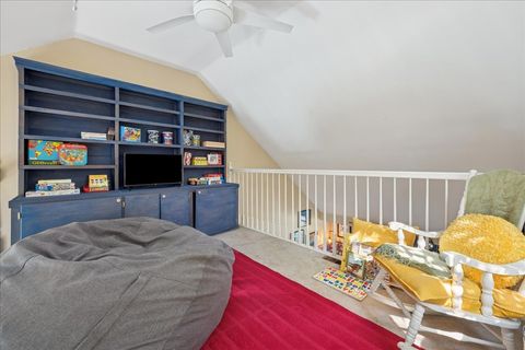 Tiny photo for 15 Mulberry Drive, Hawthorn Woods, IL 60047 (MLS # 12474364)