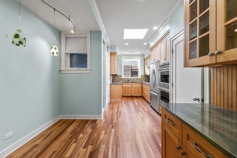 Tiny photo for 832 W Gunnison Street #3N, Chicago, IL 60640 (MLS # 12496692)