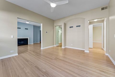 Tiny photo for 832 W Gunnison Street #3N, Chicago, IL 60640 (MLS # 12496692)