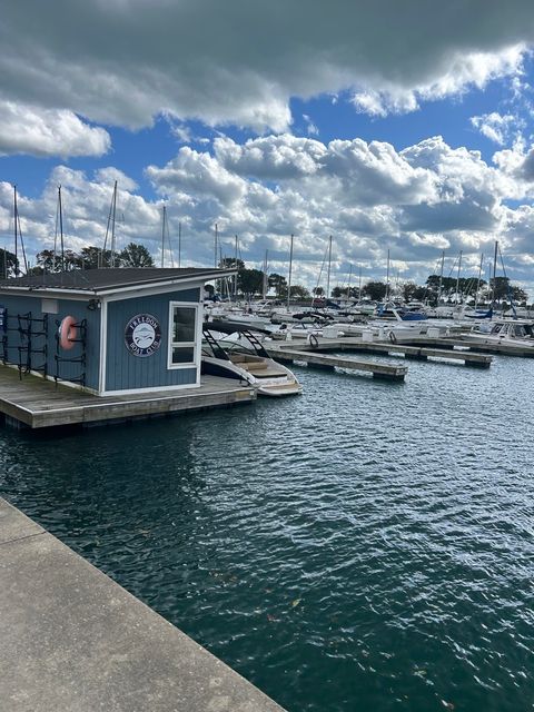 Tiny photo for 832 W Gunnison Street #3N, Chicago, IL 60640 (MLS # 12496692)