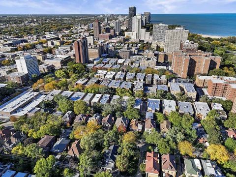 Tiny photo for 832 W Gunnison Street #3N, Chicago, IL 60640 (MLS # 12496692)