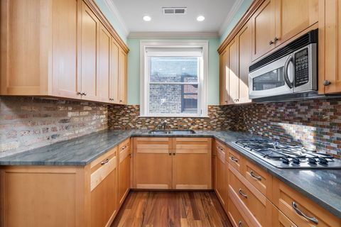 Tiny photo for 832 W Gunnison Street #3N, Chicago, IL 60640 (MLS # 12496692)