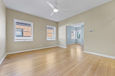 Tiny photo for 832 W Gunnison Street #3N, Chicago, IL 60640 (MLS # 12496692)