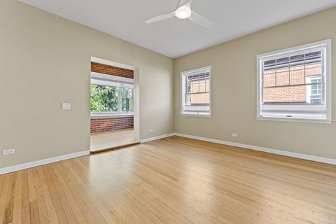 Tiny photo for 832 W Gunnison Street #3N, Chicago, IL 60640 (MLS # 12496692)