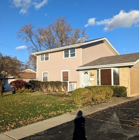 A home in Crestwood