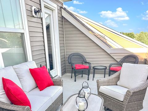 Tiny photo for 579 Watercress Drive, Aurora, IL 60504 (MLS # 12558777)