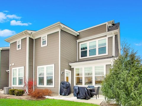 Tiny photo for 579 Watercress Drive, Aurora, IL 60504 (MLS # 12558777)