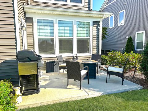 Tiny photo for 579 Watercress Drive, Aurora, IL 60504 (MLS # 12558777)