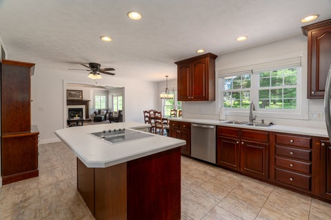 Tiny photo for 22 Cherry Tree Place, Harrisburg, IL 62946 (MLS # 12664171)