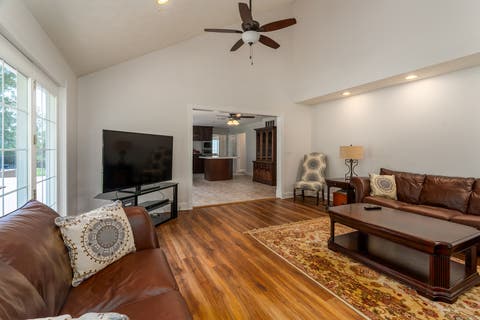 Tiny photo for 22 Cherry Tree Place, Harrisburg, IL 62946 (MLS # 12664171)