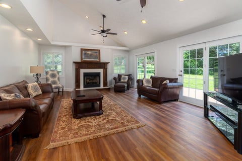 Tiny photo for 22 Cherry Tree Place, Harrisburg, IL 62946 (MLS # 12664171)