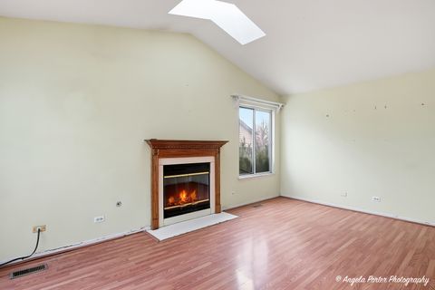 Tiny photo for 1328 Spalding Drive, Mundelein, IL 60060 (MLS # 12554597)