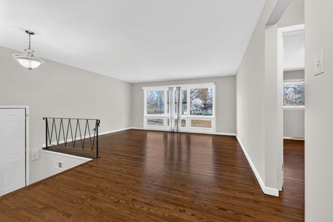 Tiny photo for 14200 Drexel Avenue, Dolton, IL 60419 (MLS # 12521926)