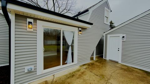 Tiny photo for 1012 Warner Avenue, Lemont, IL 60439 (MLS # 12542952)