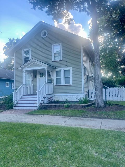 Tiny photo for 222 Grand Avenue, Aurora, IL 60506 (MLS # 12460173)