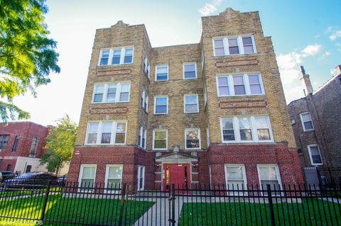 Photo of 4900 N Lawndale Avenue #G, Chicago, IL 60625 (MLS # 12448270)