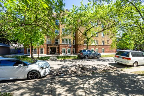 Tiny photo for 4900 N Lawndale Avenue #G, Chicago, IL 60625 (MLS # 12448270)