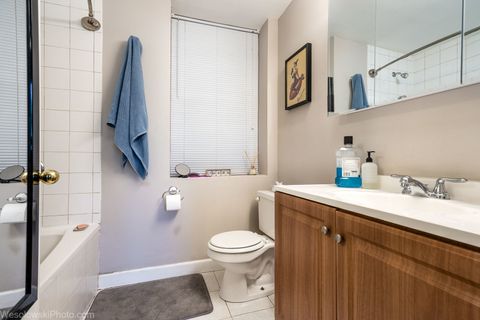Tiny photo for 4900 N Lawndale Avenue #G, Chicago, IL 60625 (MLS # 12448270)