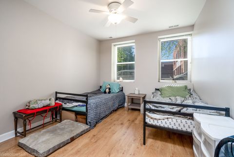 Tiny photo for 4900 N Lawndale Avenue #G, Chicago, IL 60625 (MLS # 12448270)