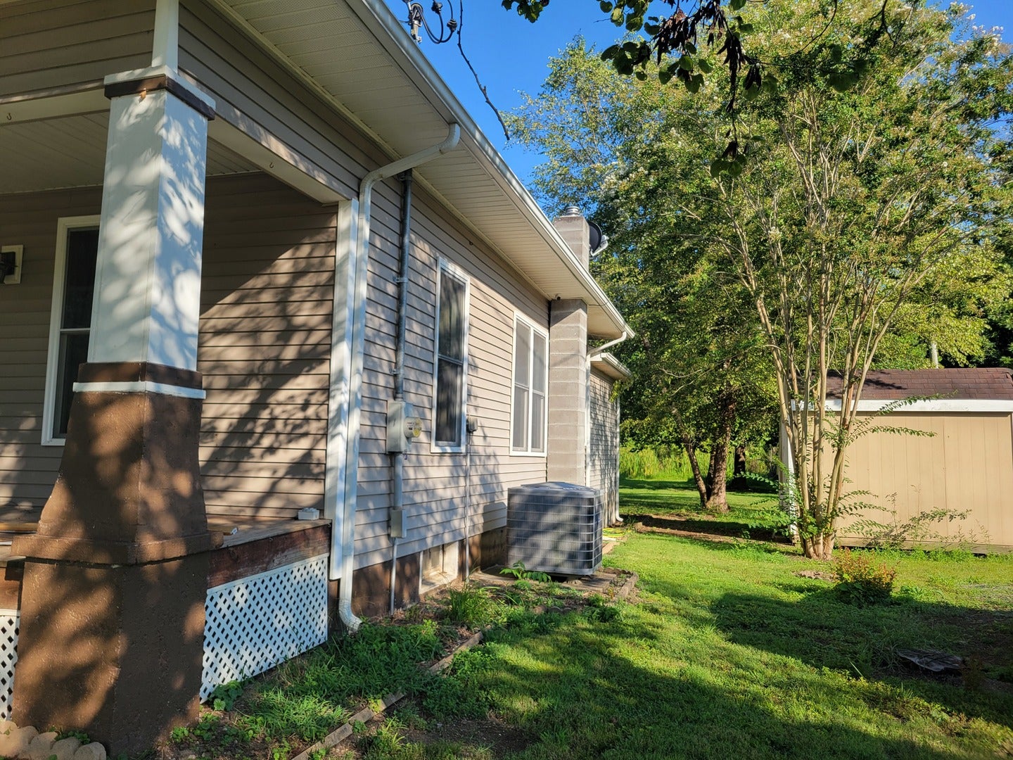 210 SE Front Street